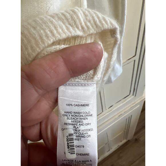 Vineyard Vines size XS cream & beige cashmere sweater - Picture 4 of 4